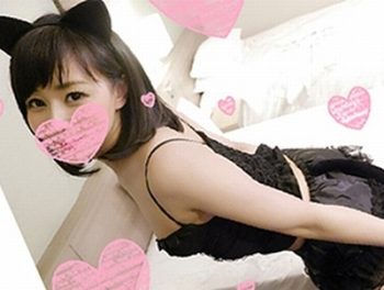 旦那とは絶対にしないコスプレ中出しSEXをしちゃう変態素人妻素人人妻コスプレ中出しハメ撮りのアダルト動画