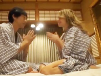 浴衣の金髪外人美女が温泉旅館で日本のSEXを堪能するお姉さんハーフ露出のアダルト動画