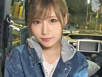 自由気ままに車上生活をする激レア素人をナンパハメ！素人美少女顔射ナンパのエロ動画