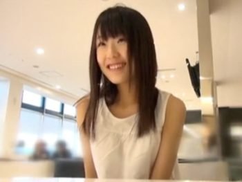 淫乱おっぱぶ嬢に誘惑されたので我慢できず中出ししたら怒られたｗ巨乳お姉さん痴女中出しのAVエロ動画