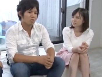 素股から我慢出来ずに彼氏の親友と一線を越えてしまう巨乳っ娘ｗ巨乳素人中出しの無料エロ動画