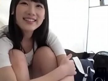 18歳の神JD降臨！学校近くのテントの中で止まらない大量潮吹きを披露ｗ素人美少女ナンパ潮吹きのアダルト動画