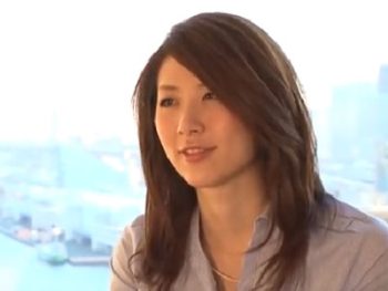 今まで粗チンしか相手にしたことのない美人妻が男優のプロテクであっけなく絶頂素人人妻ぶっかけのエッチ動画