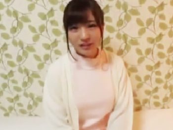 アニメ声のロリ可愛いナースがEDに悩む男性とパコってお悩み解決ｗ素人美少女ロリ看護婦のエロ動画