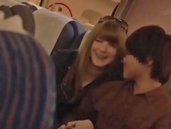 彼氏と楽しい旅行中に肉付きの良い尻の女性が声も出せずにサイレントレイプされる巨乳中出しレイプのアダルト動画