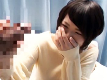 デカチンにニヤけまくりのヤリマン妻が旦那を裏切り種付けパコ素人人妻中出しのアダルト動画