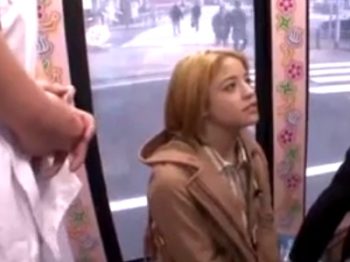 MM便を走らせ国際空港へ！ガチで可愛い金髪外人をナンパしてパコりまくり！素人ギャルハーフナ...