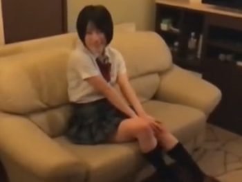 大人チンポにたっぷり顔射されちゃう援交女子校生素人女子校生美少女顔射ハメ撮りのエロ動画