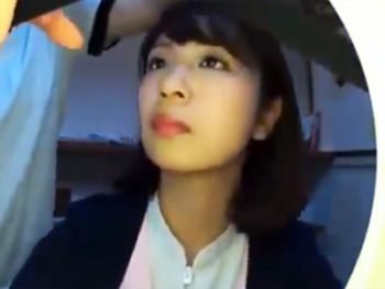 彼氏持ちの歯科衛生士が寝取られちゃって潮吹きするほど感じてしまうｗ美少女中出し潮吹きのアダルト動画