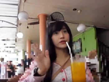 海外ナンパでにこやかなアジアお姉さんゲット→巨乳エロボディを即ハメ成功ｗ巨乳素人お姉さんハーフ痴女ハメ撮りのエロ動画