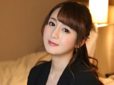 か細い声で気持ちよさそうに喘ぐ素人妻の不倫セックス素人人妻顔射のアダルトエロ動画