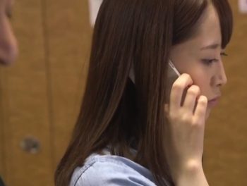 Tバックが過ぎてる美人OLが愛撫されて…自分から欲しがっちゃうドスケベSEX巨乳お姉さん痴...