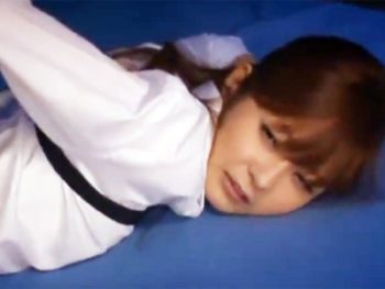 仲間に裏切られた童顔捜査官が拷問凌辱に悲鳴ｗお姉さん顔射レイプのエロ動画