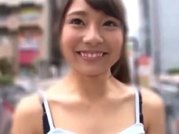 逆ナンで捕まえた一般男性に敗北→中出しされてしまうお姉さんお姉さん中出しナンパのアダルト動画