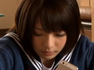 友達の妹が激カワJKだったのでこたつ内で隠れて中出し！素人女子校生美少女中出しのアダルトエロ動画