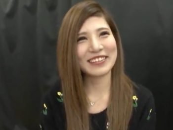 ノーパンスウェットで濡れてきちゃったら本番罰ゲーム素人お姉さんギャルナンパ3Pのアダルト動画