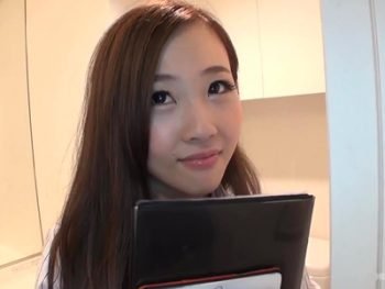 素人ギャルが男優のチンポでマジイキｗ素人ギャル中出しハメ撮りの無料セックス動画