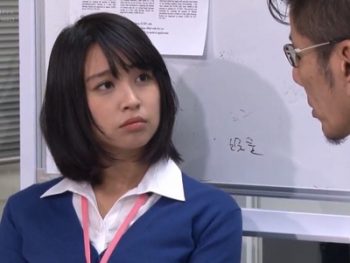 美人過ぎるSOD女子社員で洗脳検証！涙流しながらも逝っちゃう演技ナシのイキっぷり！巨乳美少女OL潮吹きのアダルト動画