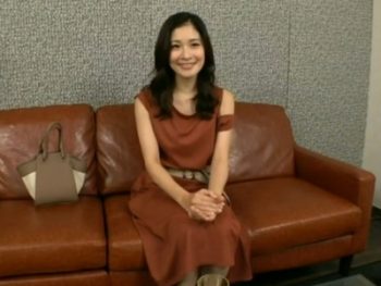 誰が見ても美人な素人妻さんは性欲強めな強欲不倫をする痴女ｗ素人痴女人妻熟女ハメ撮りのアダルト動画