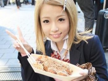 西まで出向いて買い付けたヤンキーだけど可愛いギャル素人女子校生ギャル中出しのポルノ動画