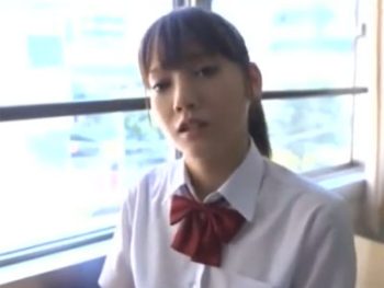 デブ専の美少女JKがチンポを嬉しそうに鬼責め→中出し抜き女子校生美少女中出しのアダルト動画