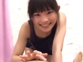 JCみたいな見た目のスク水娘の圧倒的バキュームフェラで昇天！美少女痴女水着顔射フェラのアダルト動画