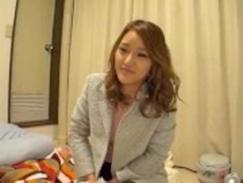 終電を逃した女の家にお邪魔しハメ撮り巨乳お姉さんOLハメ撮りナンパのエロ動画