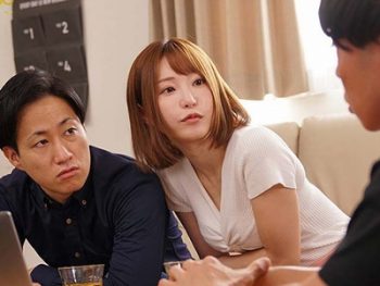 ずっとヤリてぇと思ってた友達の彼女に媚薬を飲ませて…美少女ギャル痴女潮吹き天使もえのアダルト動画