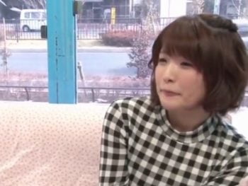 イケメン童貞くんを優しく筆おろししてくれる素人女子巨乳美少女ナンパフェラの無料AV