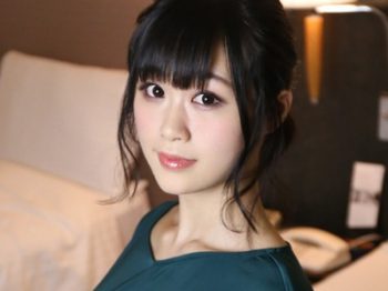 騙された素人妻が…自宅に連れ込まれて勝手に盗撮ハメ巨乳素人人妻盗撮のアダルト動画