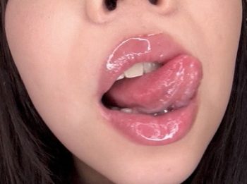 ベロキスフェチにはたまらん！総勢9名の女優たちの喉奥唾液キス和泉希歩いろはめる希咲あや黒木いくみ玉木くるみ徳永れい久我かのん羽生アリサ神納花のアダルト動画