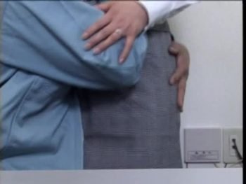 会社の資金を横領した人妻OLを身体で返済させる社長素人人妻ハメ撮りのエロ動画