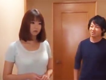 兄貴の嫁がどエロみたいなので友達と2人でハメてみた結果ｗ巨乳お姉さん痴女人妻3Pのアダルト動画