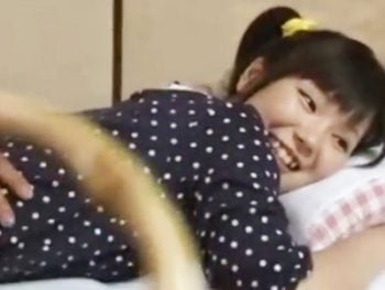 施術と称して無知な少女にわいせつ行為をしまくる鬼畜整体師美少女ロリイラマチオレイプマッサージのアダルトビデオ動画