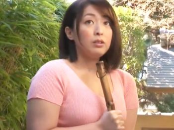 絶倫の義父に欲情して危険日を狙い逆夜這いする欲求不満の人妻巨乳人妻中出し近親相姦のアダルト動画