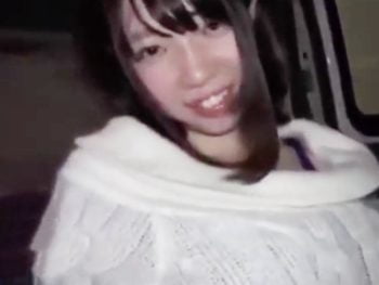 お江戸テーマパークで働く美少女をナンパしバイト後に呼び出し巨乳素人美少女ナンパのエロ動画