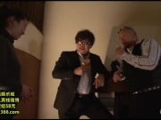 いじめられっ子のフリをして女教師を陥れるJK女教師レイプ乱交新山沙弥の無料アダルト動画