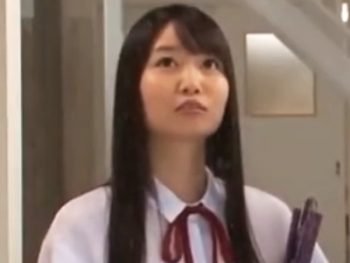 びしょ濡れノーブラ女子校生が体育倉庫でデカチン先生とこっそり禁断パコ巨乳女子校生パイパンの無料アダルト動画