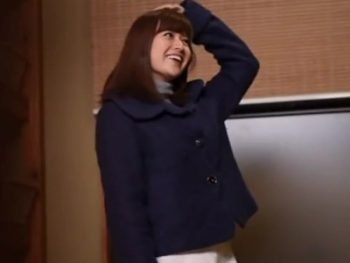 主婦友が大学生との王様ゲームでイケメンに誘われ混浴で浮気パコお姉さん人妻顔射のアダルト動画