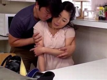 大人の色気だだ漏れな熟女様にゾッコン→まだまだ現役の性欲モンスターと連続パコｗ痴女人妻熟女のアダルト動画