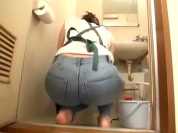 学校で淫乱女教師をヤっちゃうまさにセックス学校！巨乳お姉さん女教師3Pフェラのエロ動画