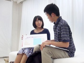 旦那じゃ満足できない巨乳妻が絶倫大学生の若肉棒で連続絶頂巨乳素人人妻中出しのエッチ動画