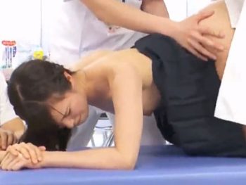 生殖能力検査と称し大勢の目の前で犯される女子校生女子校生中出しのアダルト動画