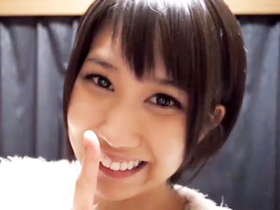 お互いの彼氏彼女に悩む男女の浮気素人美少女のアダルト動画