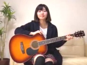 19歳のガチ童顔素人がメジャーデビューを夢見てAVデビュー巨乳素人ハメ撮りデビュー作のアダルト動画