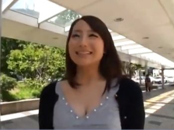 巨乳のマシュマロボディの素人美女と昼間からたっぷり濃密ハメ巨乳素人お姉さんのアダルト動画