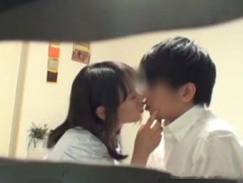 巨乳家庭教師が秘密の個人レッスン巨乳家庭教師盗撮のエッチ動画