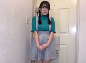 緊張しすぎて声も出てない！童顔なのにホルスタイン乳した童顔女子を何度もハメ倒し巨乳美少女コスプレハメ撮りのアダルト動画