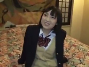 金欠でどうしてもお金が必要なJKが円光パコでザーメン中出し女子校生美少女中出しのアダルト動画