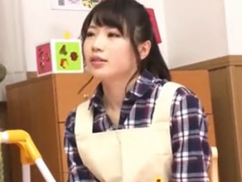 保育実習で先生役の女の子に発情して無理やり即ハメレイプｗ巨乳美少女レイプの無料アダルト動画